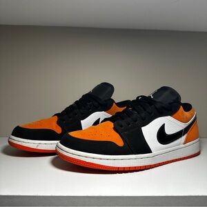 Jordan 1 Low (Shattered Backboard)